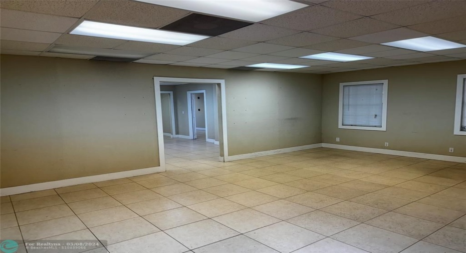Clubhouse Extra Room
