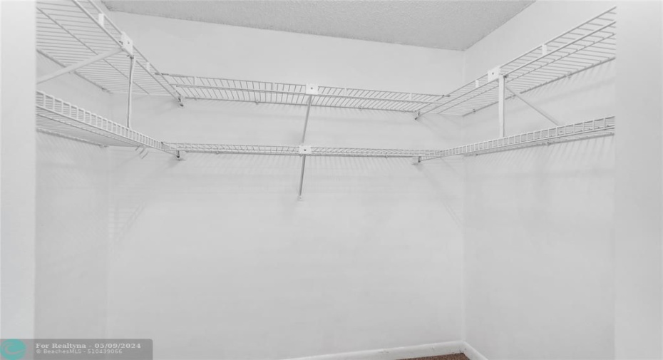 walk in closet