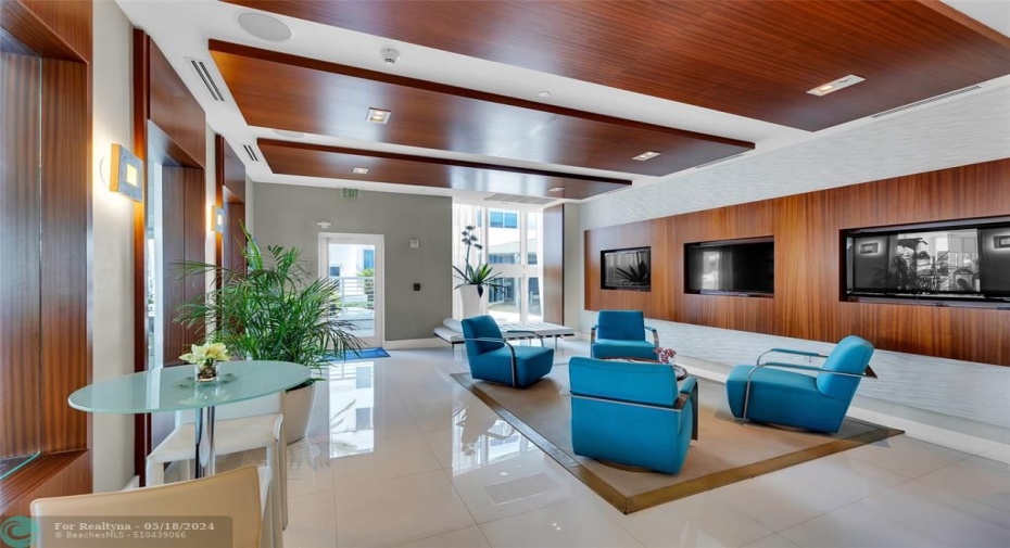 Club Room