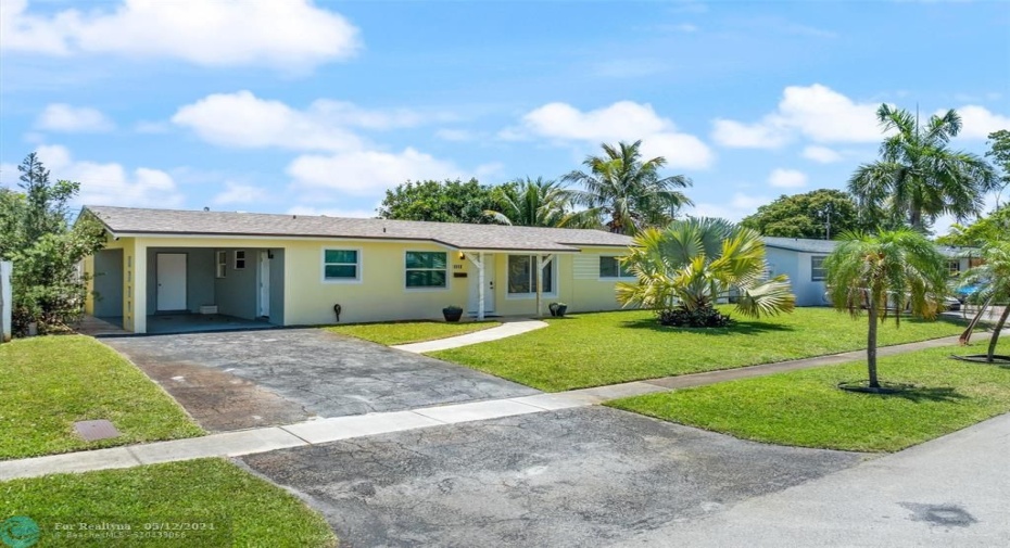 Charming Updated Pool Home in the desirable Fairlawn area with NO HOA. This great floor plan offers a 3 bedroom split floorplan, 2 Bathrooms, Amazing backyard with private pool and outdoor space for the kids to play or adults to entertain. Just minutes to the Deerfield Beach, Pier, and Attractions. Modern updates throughout with a cozy home vibe.