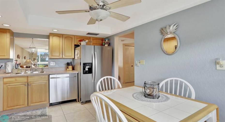 STAINLESS APPLIANCES