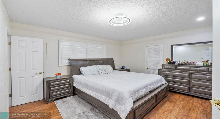Large primary bedroom features ensuite bath!