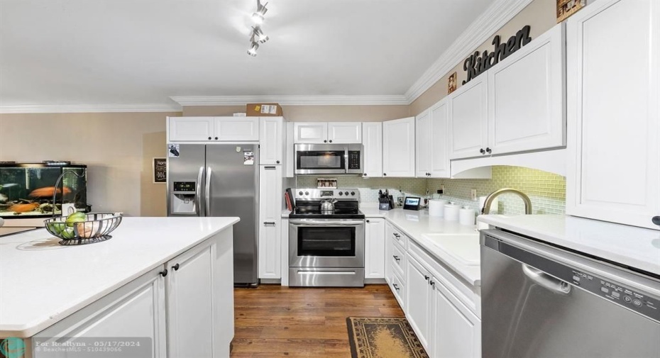 Newer stainless steel appliances are top of the line!