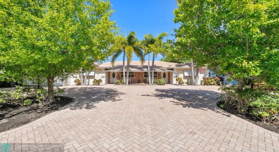 Duplex is nestled on a quiet cul-de-sac!