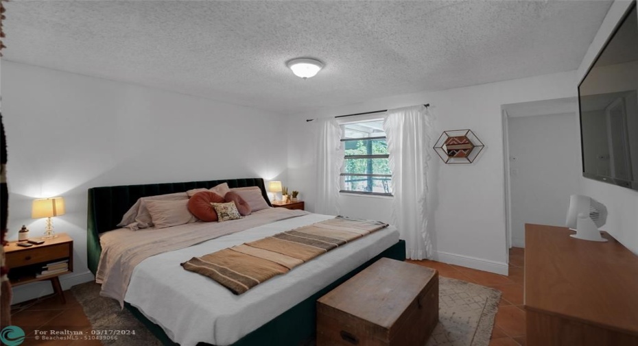 MASTER BEDROOM