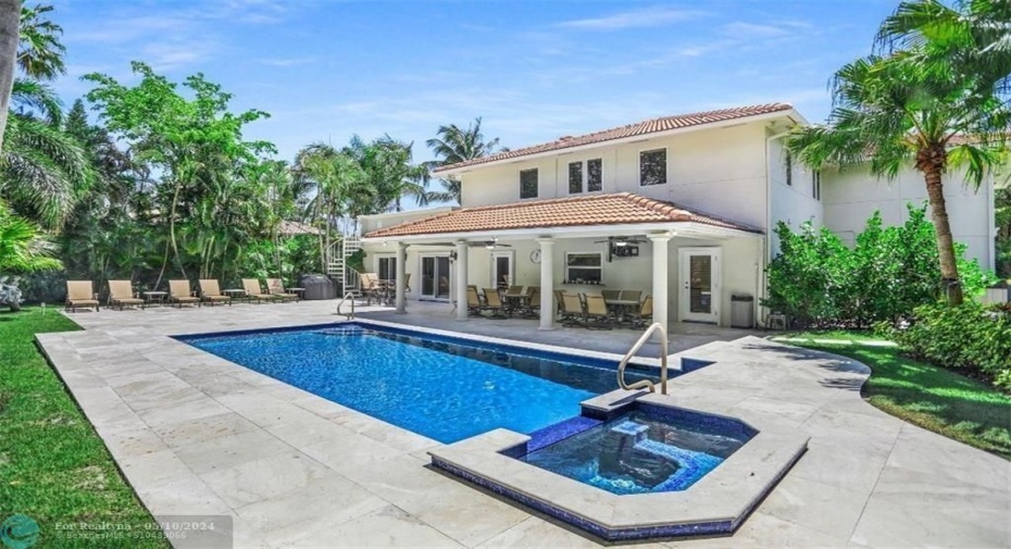 Pool/Hot Tub