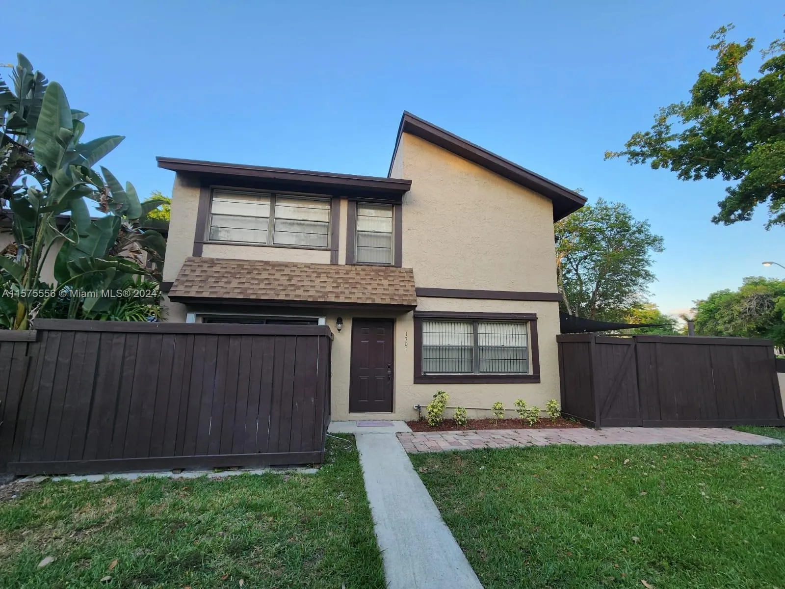 Residential Lease For Rent