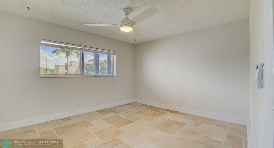 Secondary bedroom