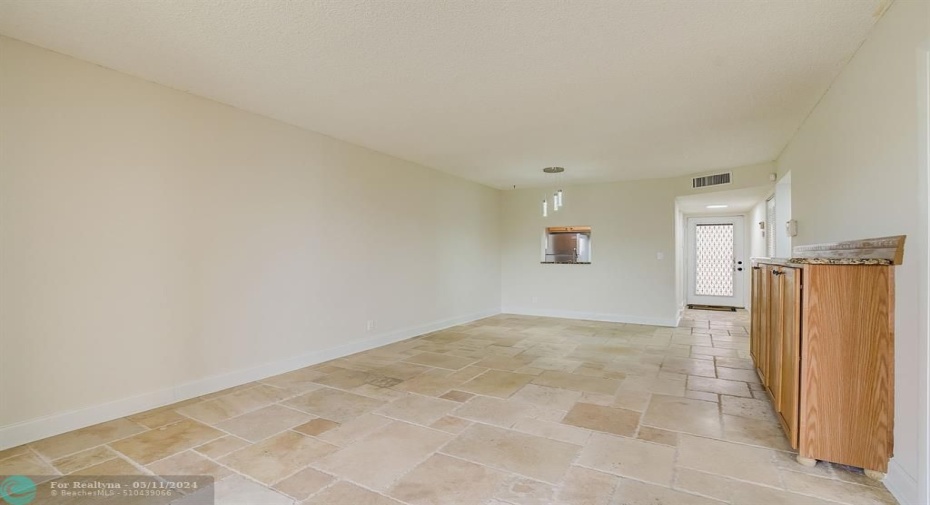 Living/Dining