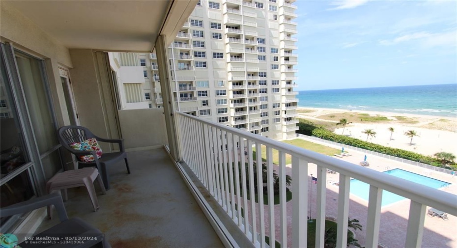 BALCONY