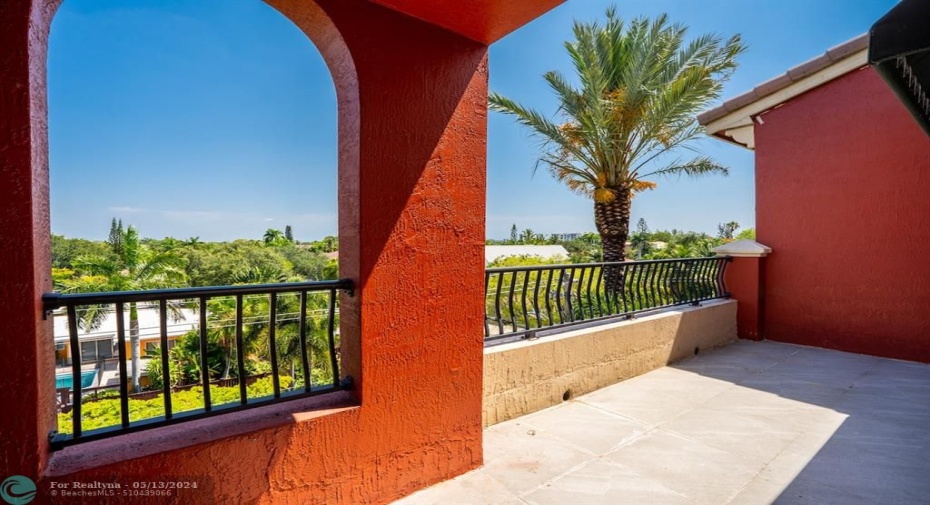 4th Level Patio