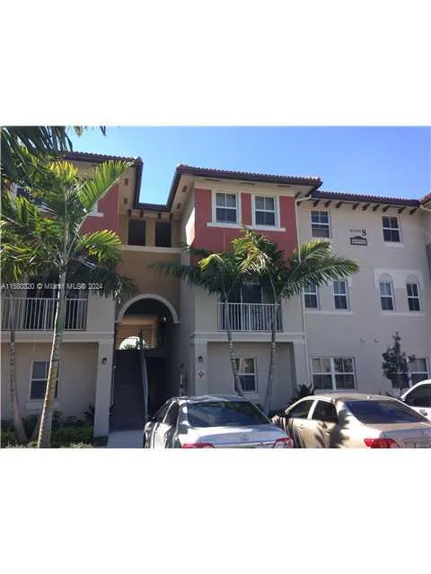 Facade/Exterior Front