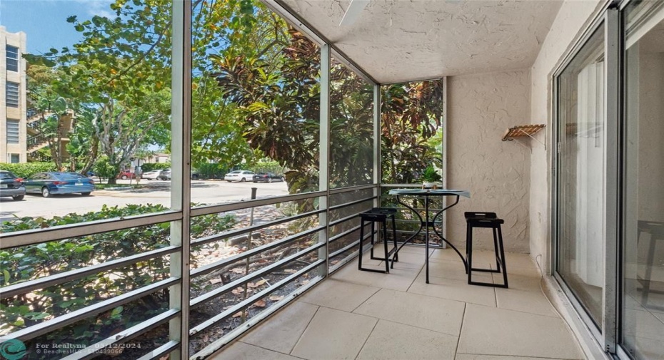 Private screened patio