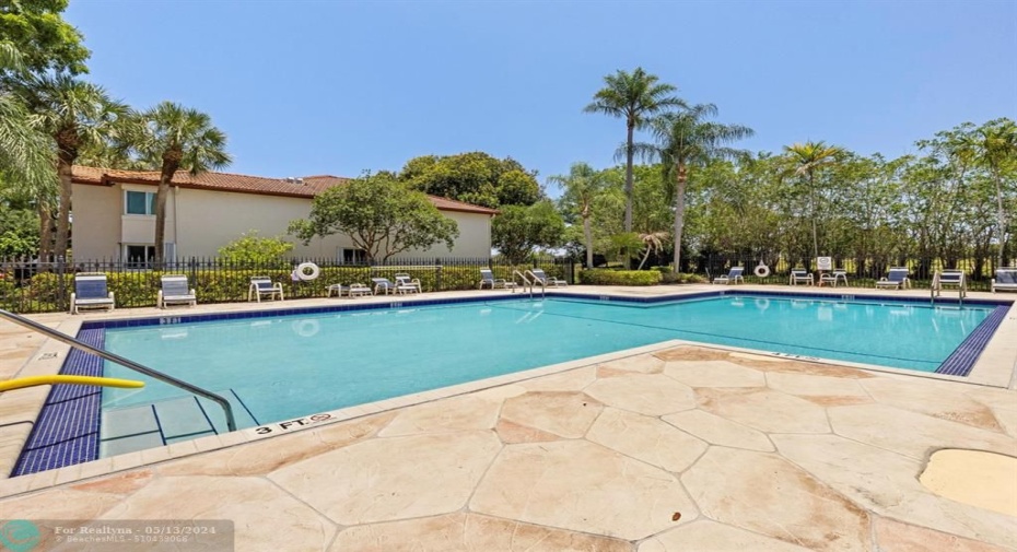 Community pool