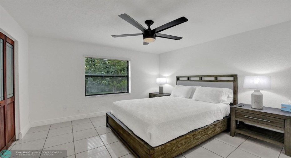 Bedroom 2 side