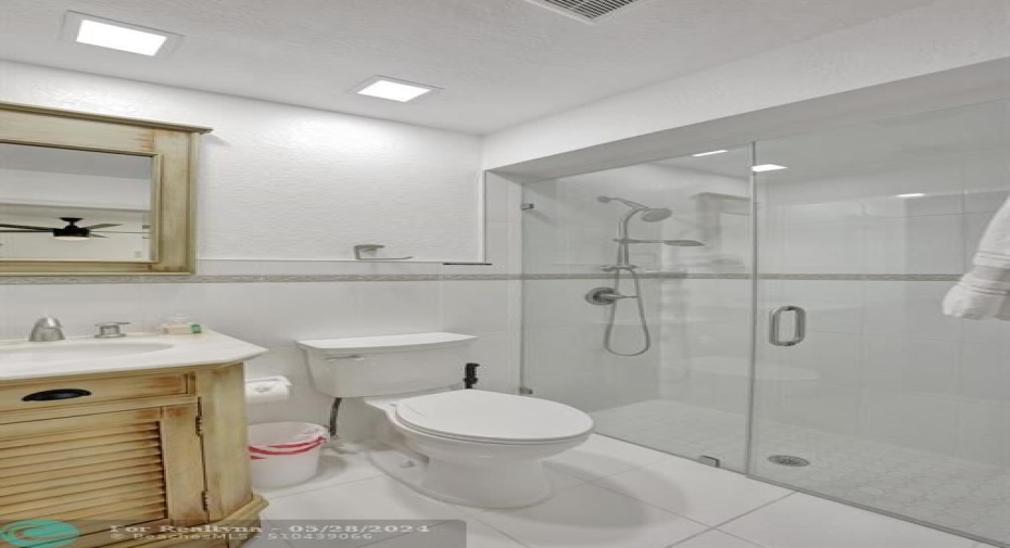 Bathroom of Bedroom 3