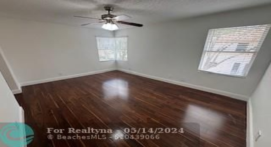 Master bedroom-laminate flooring