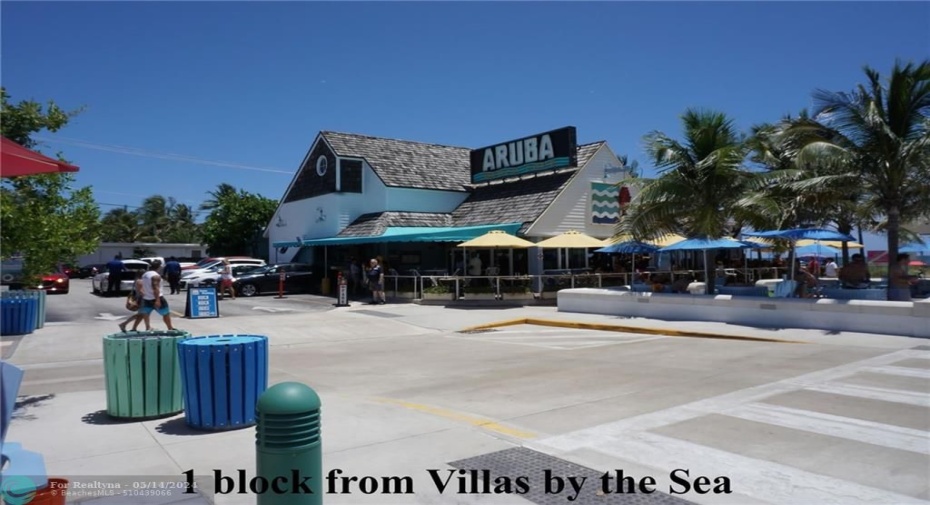 Downtown Laud-by-the-Sea just steps from Villas by the Sea