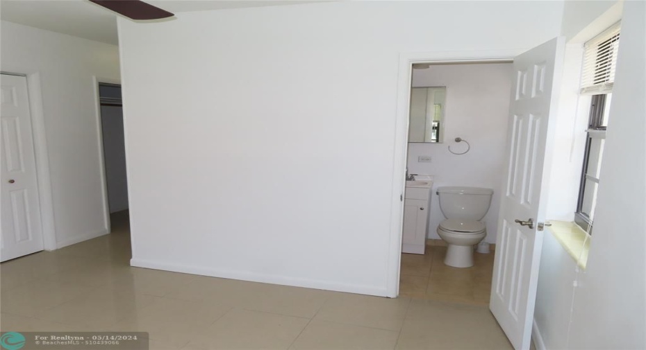 Front bedroom.