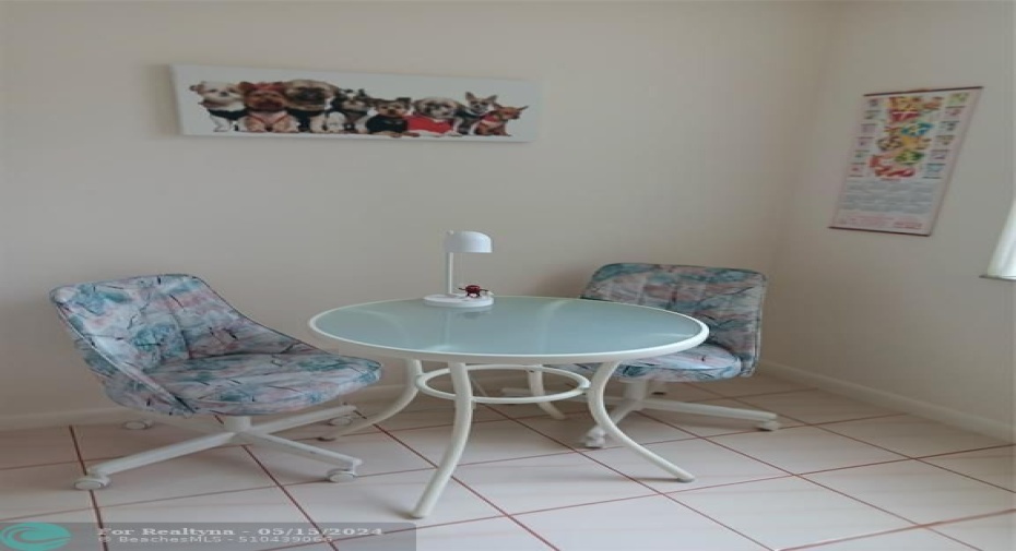 Dinette set to convey with sale