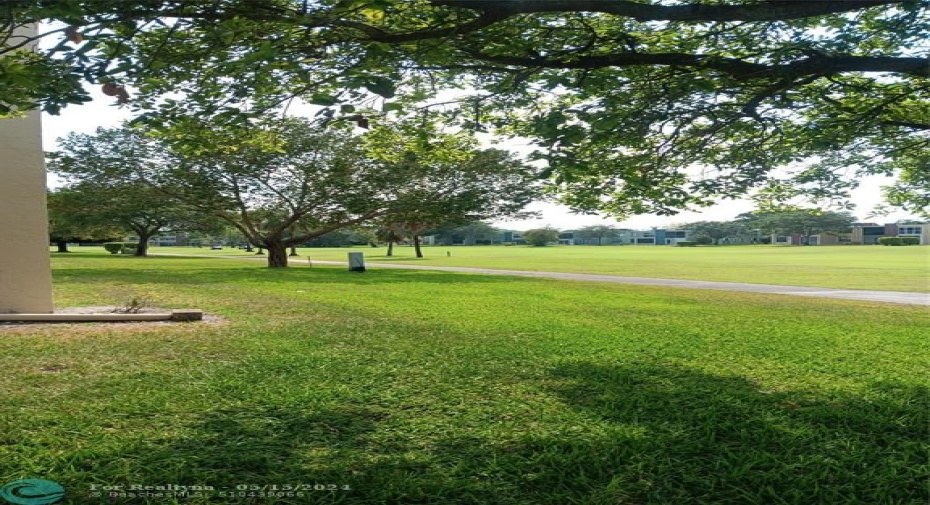 Panoramic Golf view in Yard
