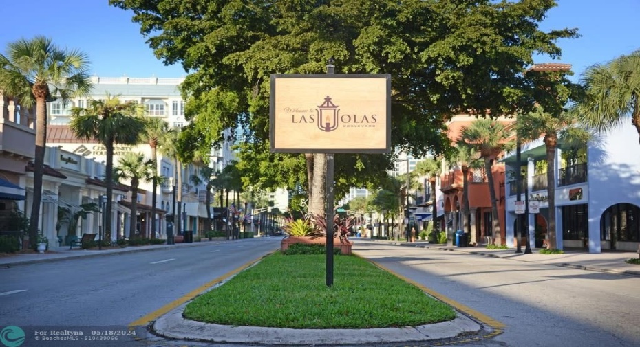 Walk to Las Olas