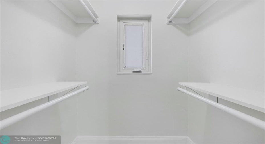 Walk-In Closet Master Bedroom