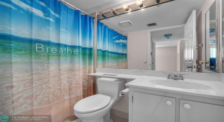 2nd bathroom