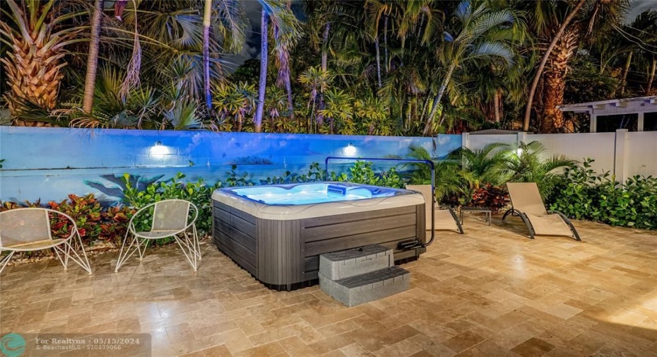 Hot tub