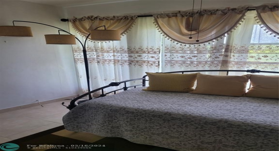 glass enclosed porch