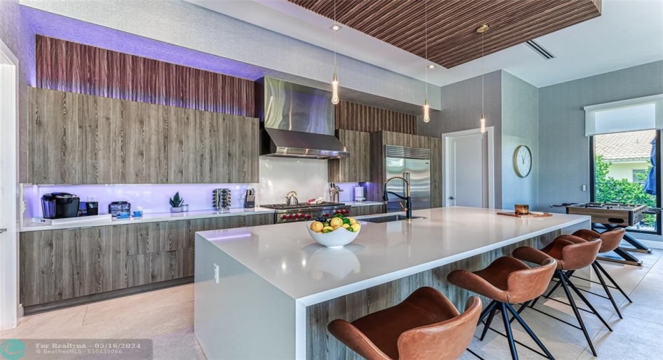 Chefs Kitchen with Sub Zero & Viking Appliances