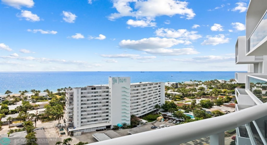 Easterly Breezes & Direct Ocean Views