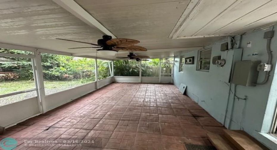 REAR SCREENED PORCH
