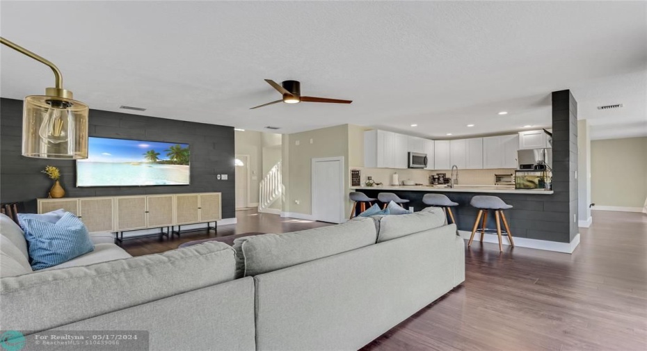 Adjacent to the open kitchen - perfect
