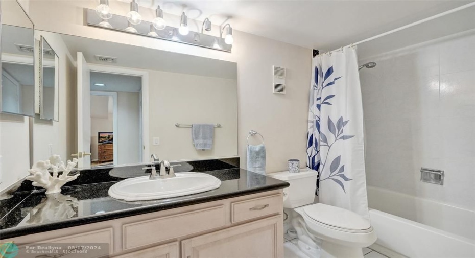 2nd Bathroom
