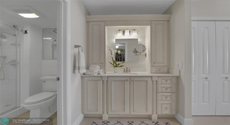 VANITY AREA