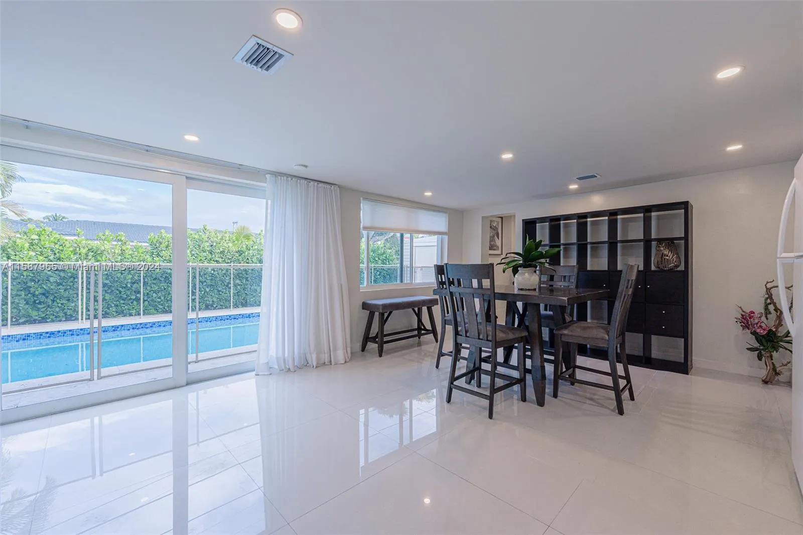 Residential Lease For Rent