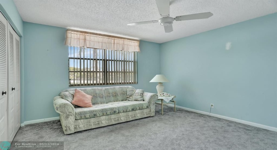 SPLIT BEDROOM FLOOR PLAN. 2ND BEDROOM NEAR ENTRY FOYER