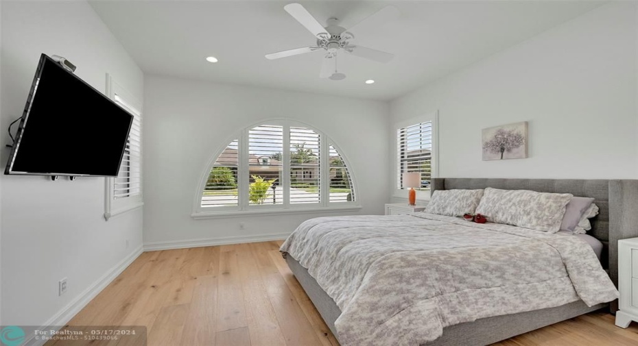 Guest Bedroom #2- located downstairs