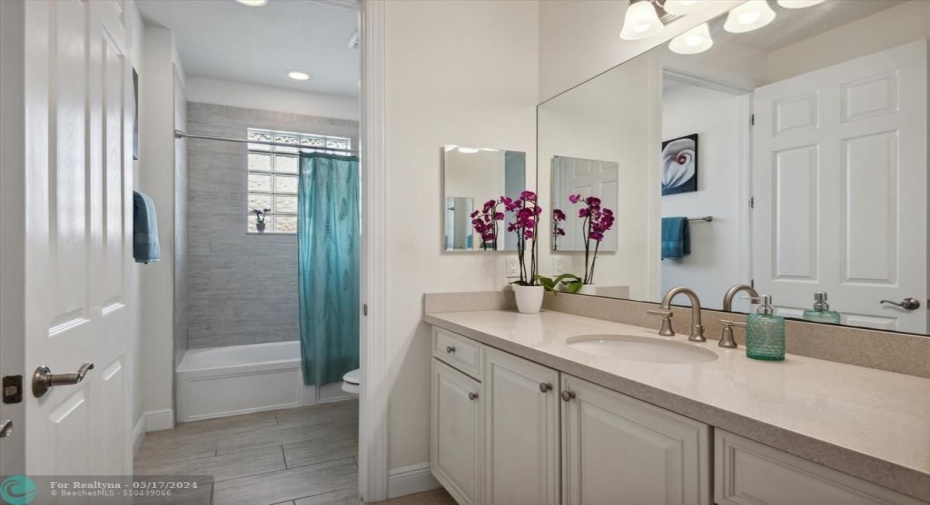 Guest 2nd Bathroom