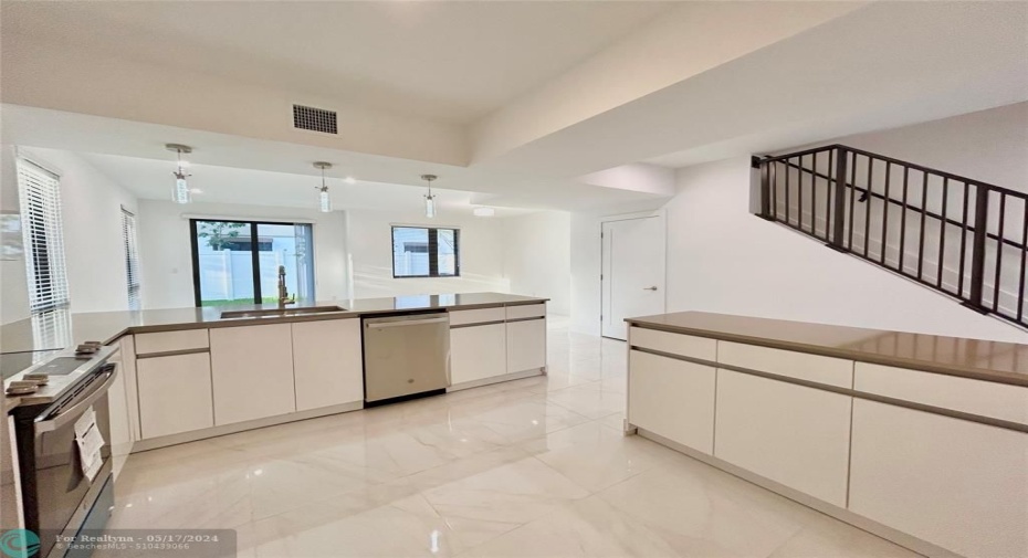 Kitchen, living room/dining room
