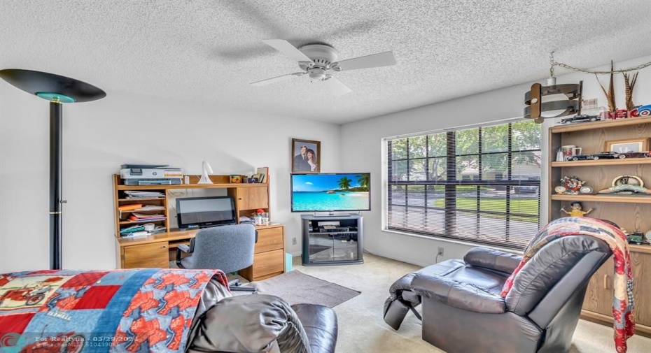 SPACIOUS, LOTS OF WINDOWS