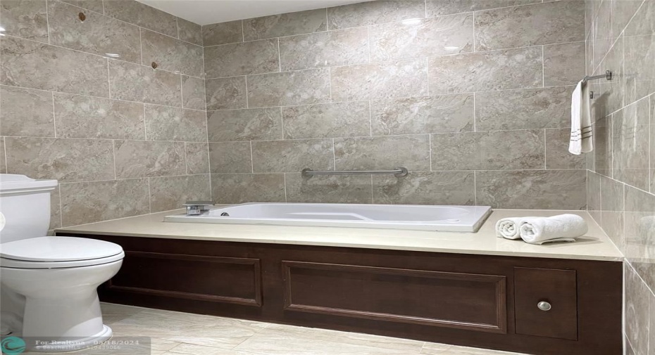 Primary 1 Bath