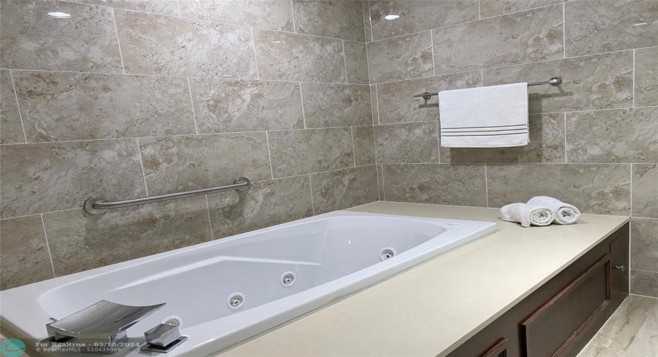 Primary 1 Bath