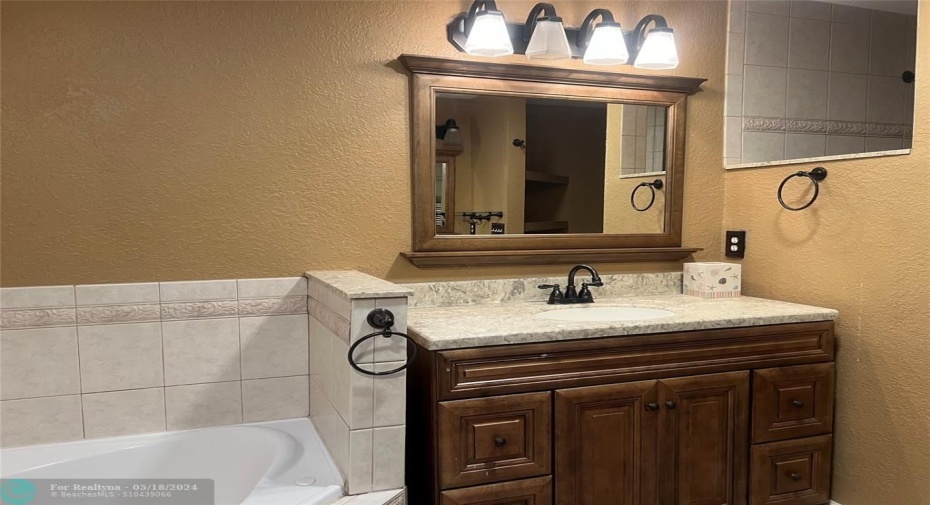 Master Bath Vanity
