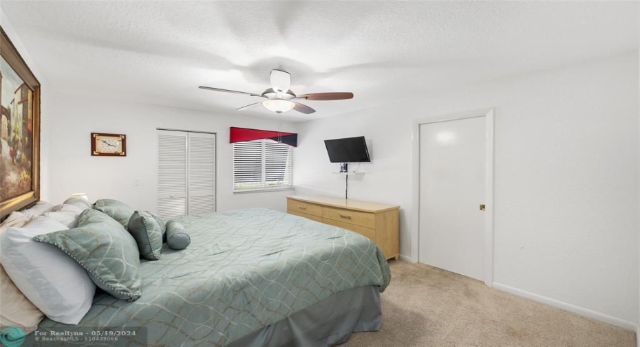 Upstairs Bedrooms & Baths
