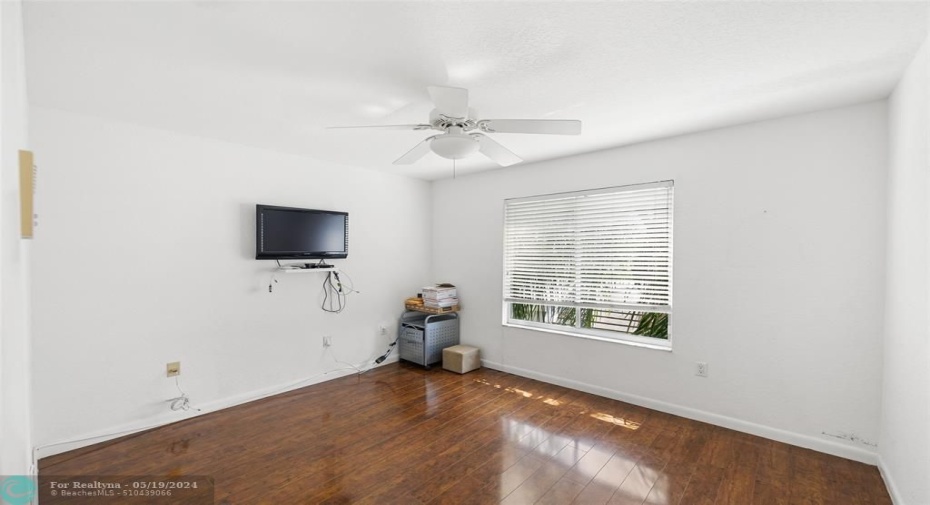 Upstairs Bedrooms & Baths