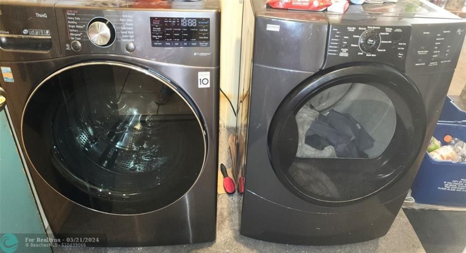 washer/dryer