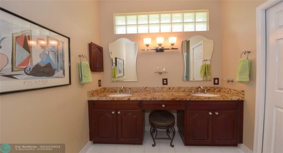 MASTER BATH
