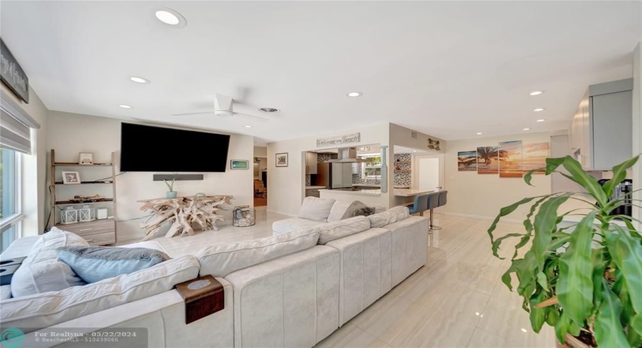 Gorgeous Open Concept Layout